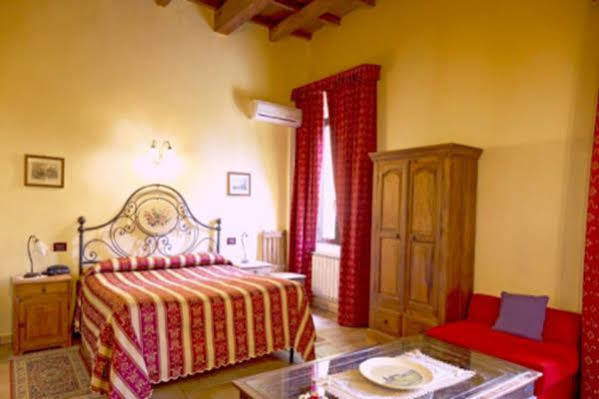 Hotel Antico Casale Vigarano Mainarda Buitenkant foto