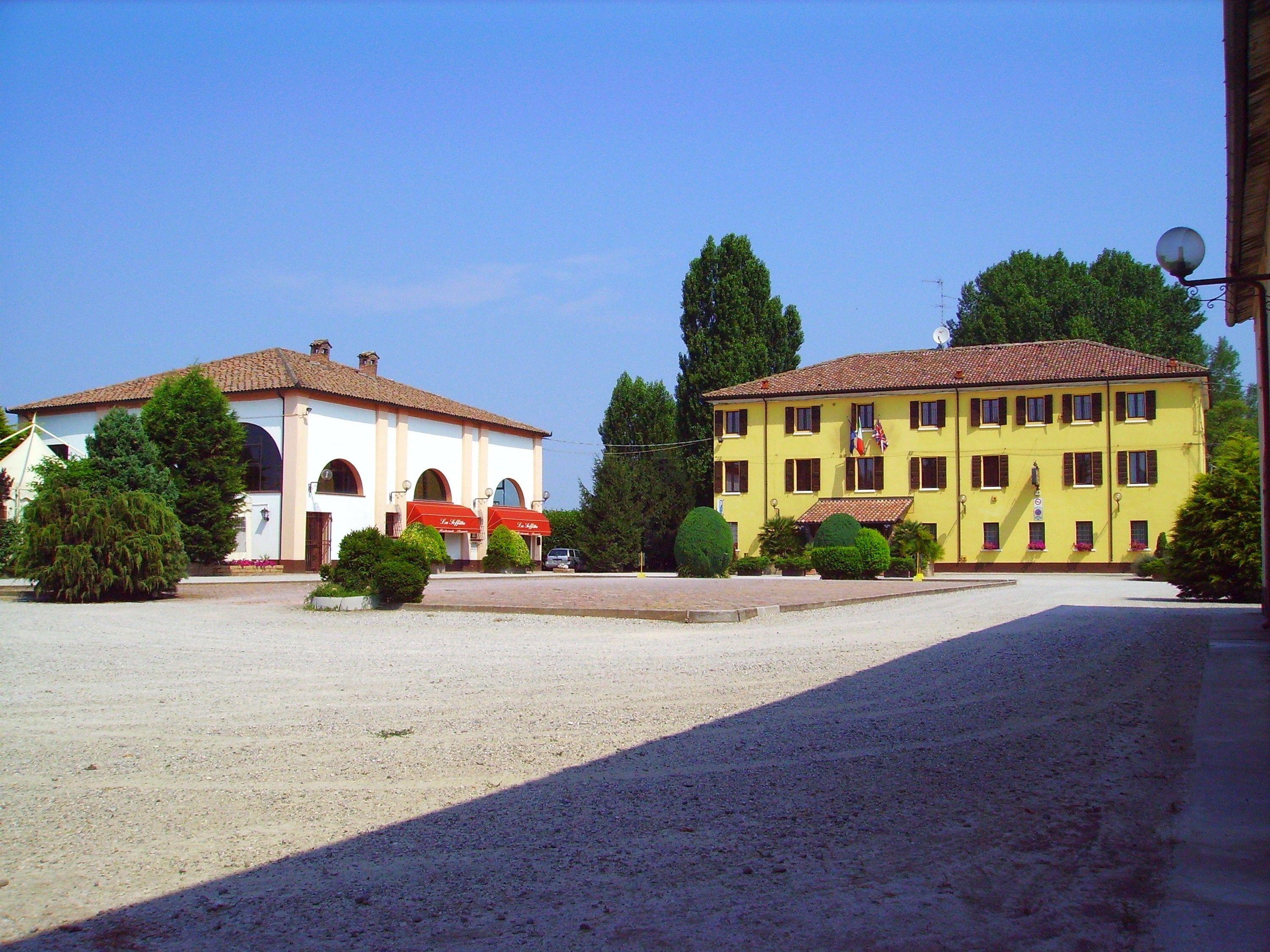 Hotel Antico Casale Vigarano Mainarda Buitenkant foto