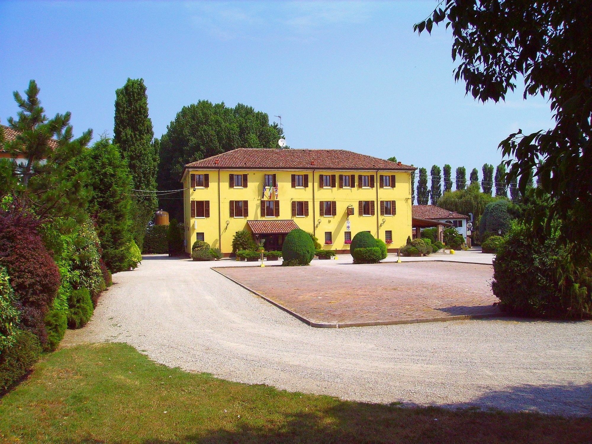 Hotel Antico Casale Vigarano Mainarda Buitenkant foto